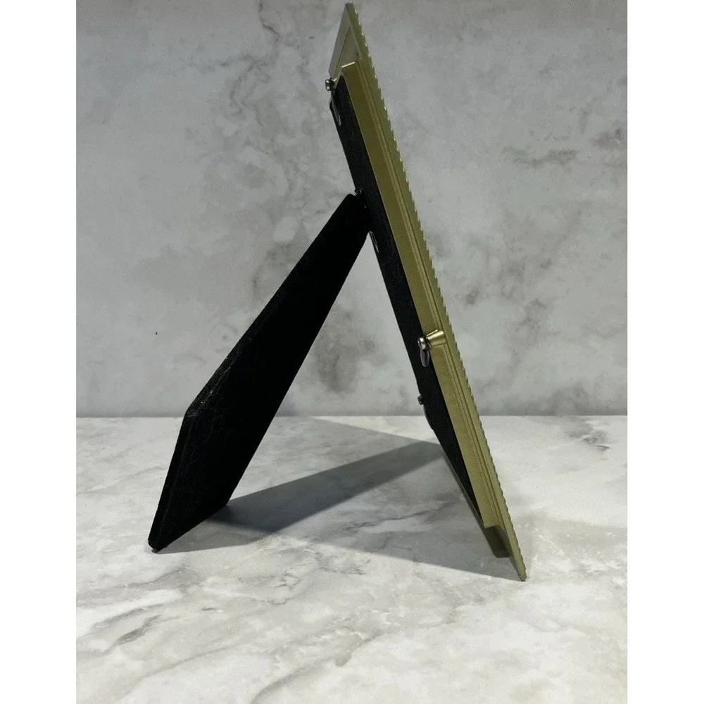Ashleigh Manor Frame 5x7 Chartreuse Green Enamel Tabletop